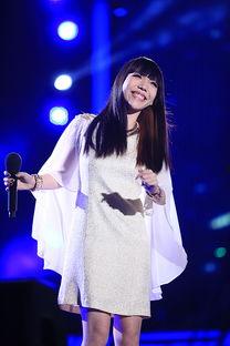 吴莫愁的照片,音乐与时尚的完美融合